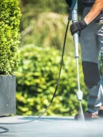 depositphotos_206409996-stock-photo-patio-pressure-cleaning-caucasian-men Υπηρεσίες καθαρισμού | Cleaniko